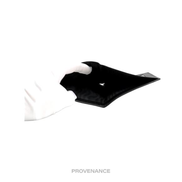 🔴 Givenchy Script Bifold Wallet - Black Suede - Picture 6 of 6